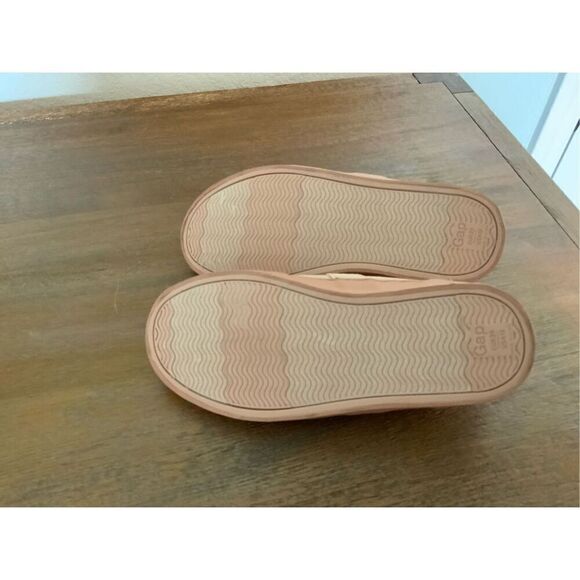 New Gap lace up sneakers size 12T - Picture 4 of 4